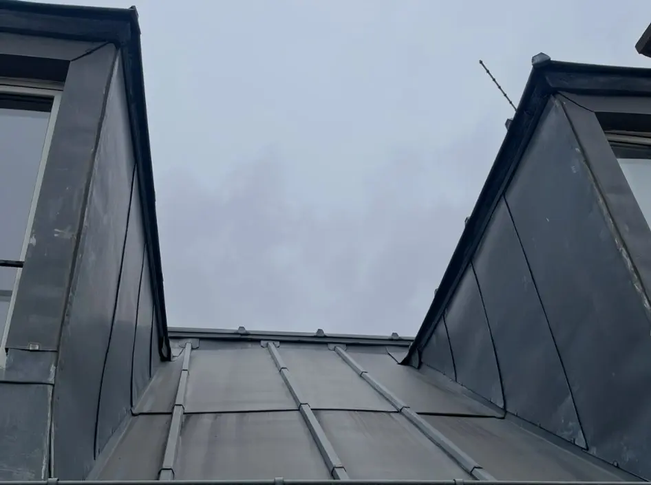 Travaux de zinguerie sur toiture